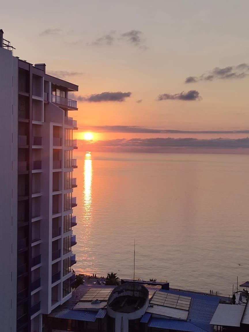 Bi Residence Sea View Luxury Batumi Eksteriør bilde